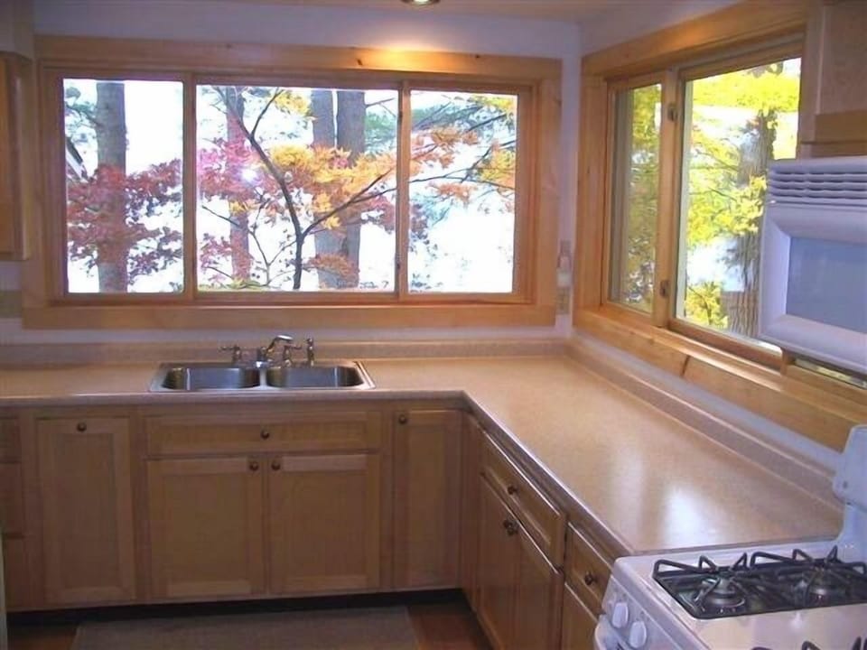 The new Kitchen, with lake views