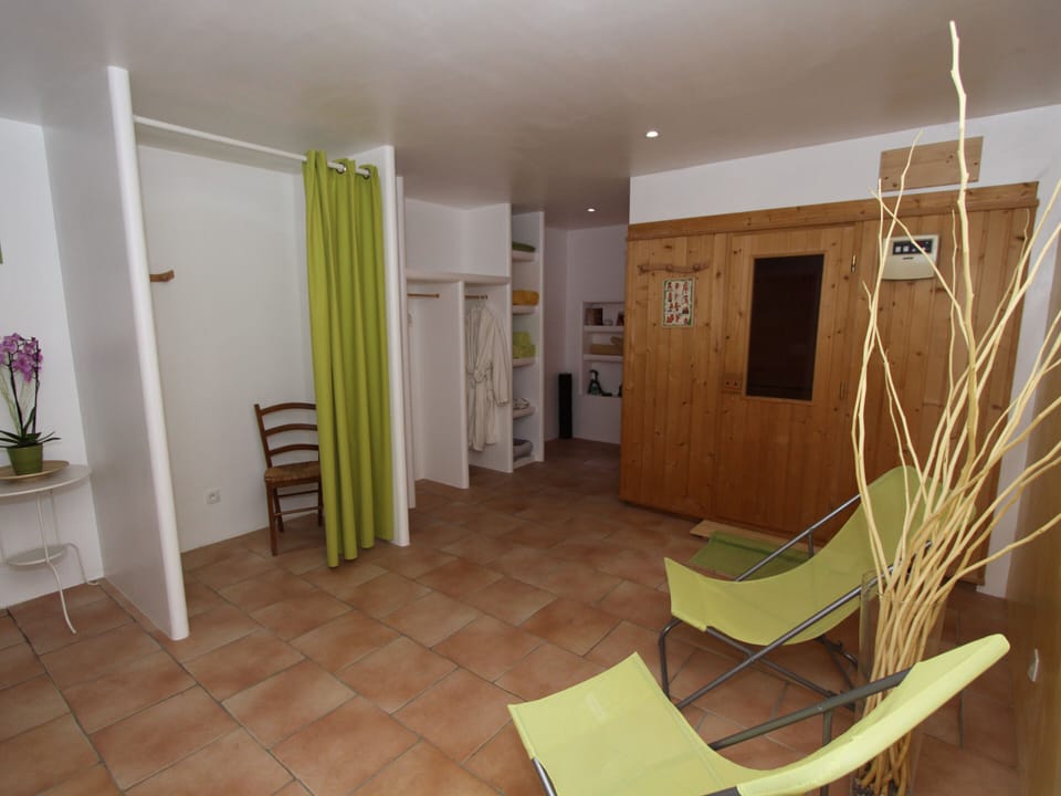 jardin de vies spa, on RV and with extra fee