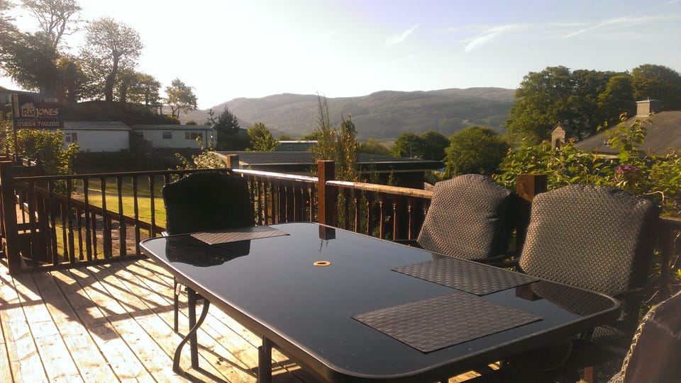 View from Decking to the front