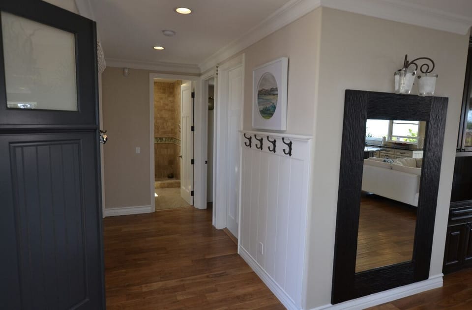 Entry hallway to bedrooms #1,2 & guest bathroom #1