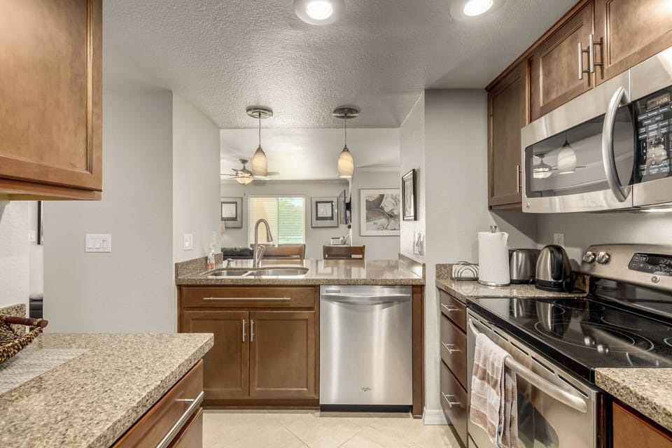 Fully equipped kitchen