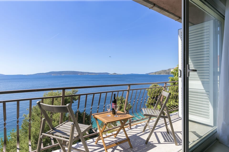 Balcony 1