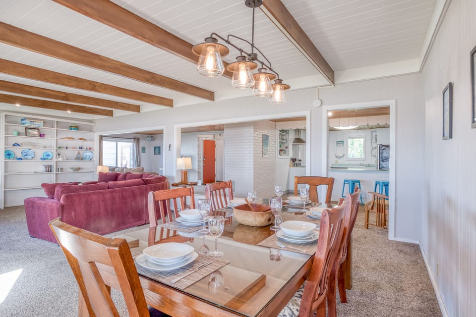 Dining Room with cutlery