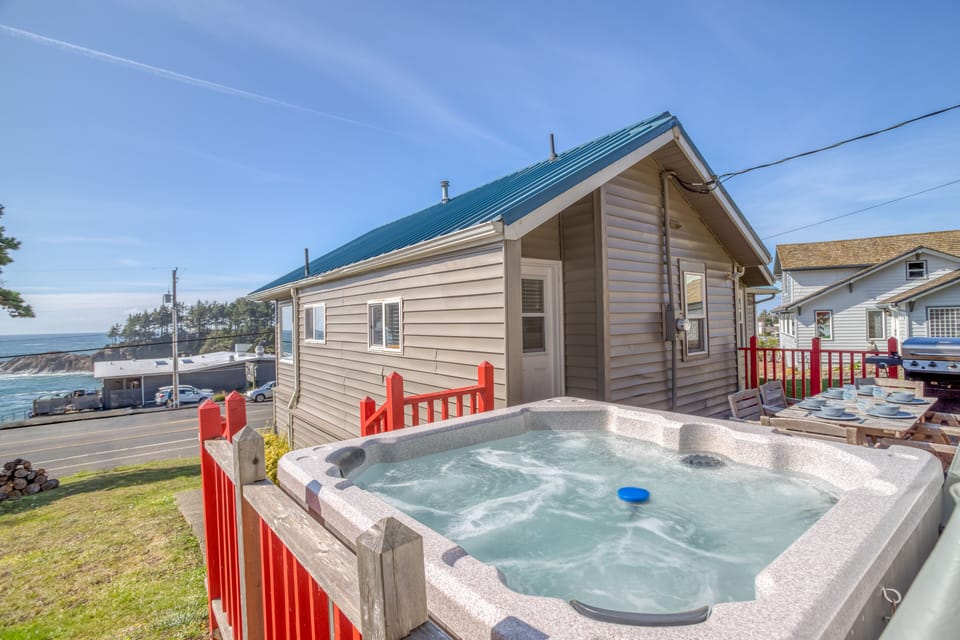 Outdoor Hot Tub