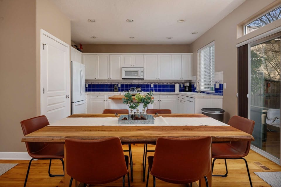 "TONS of space, cozy kitchen, dining, living area." -Michael