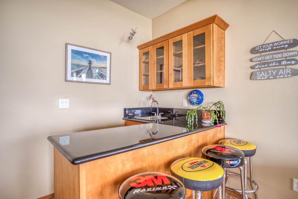 Wet Bar