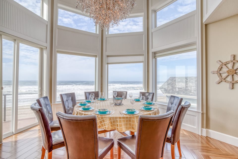 Dining with Beach View