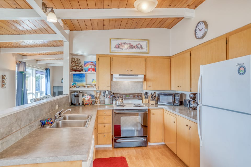 Kitchen with latest appliances