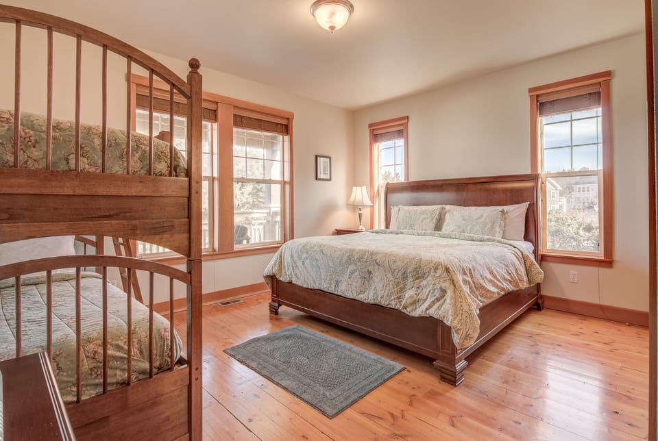 King Bed and Bunk Beds
