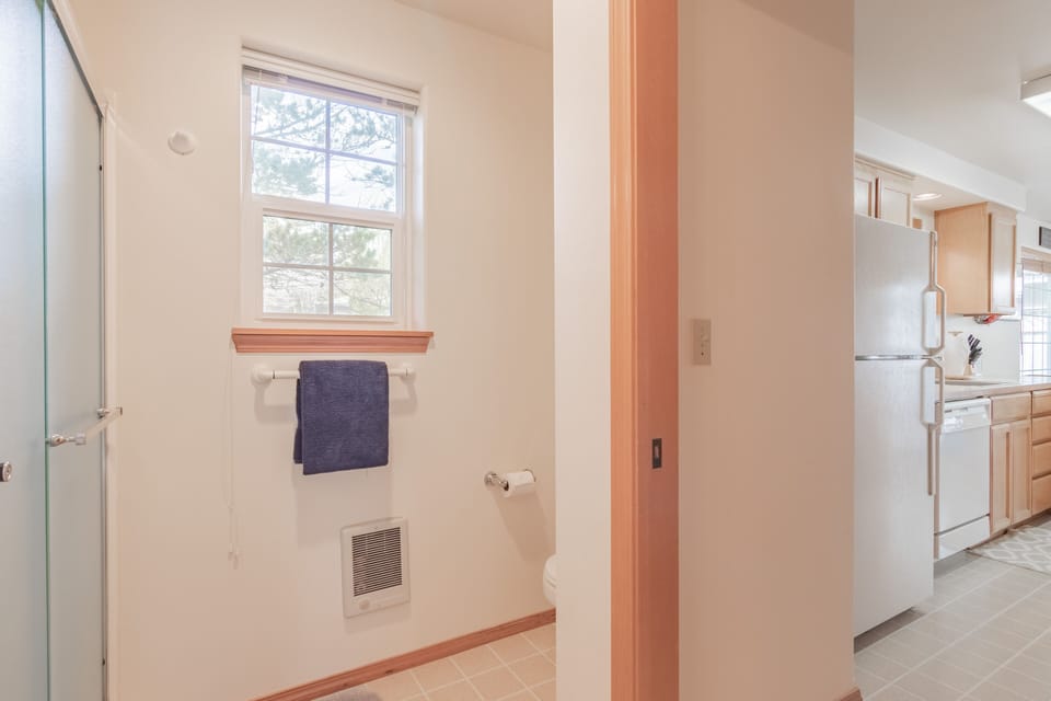 Floor 1 Bathroom