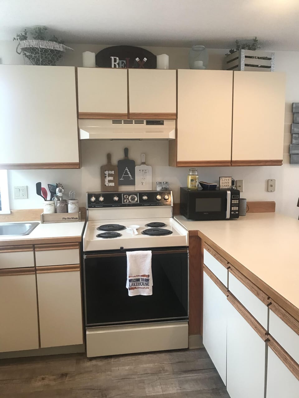Kitchen with all the amenities 