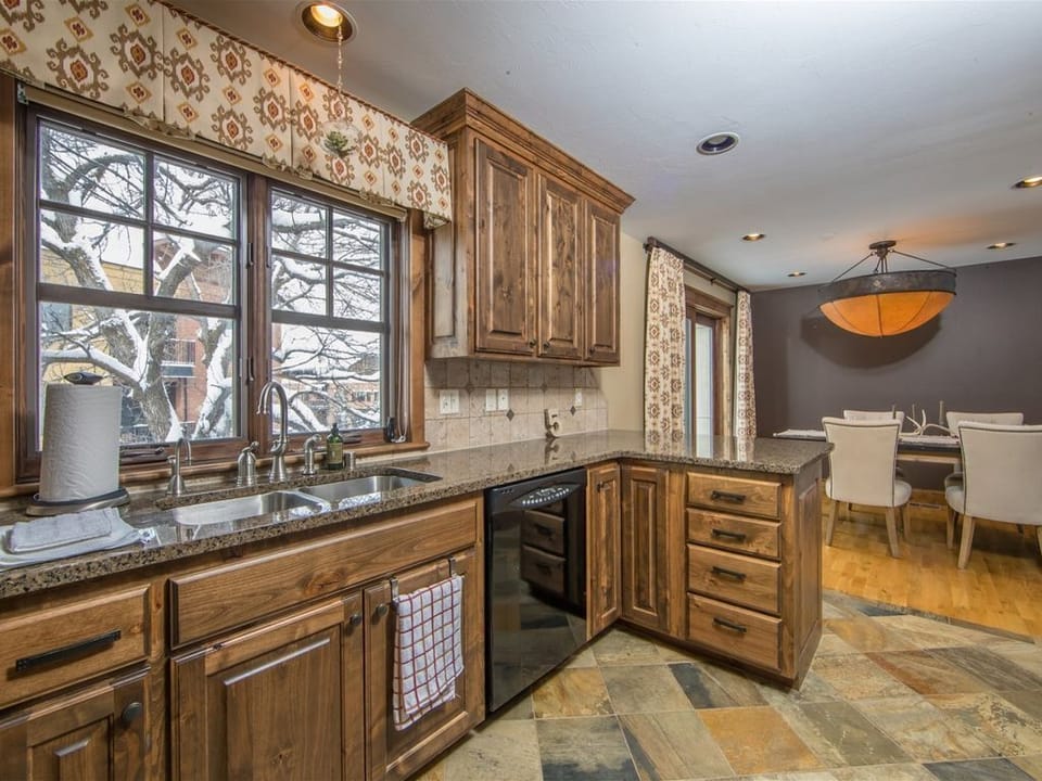 Cook your favorite meal | Main Level