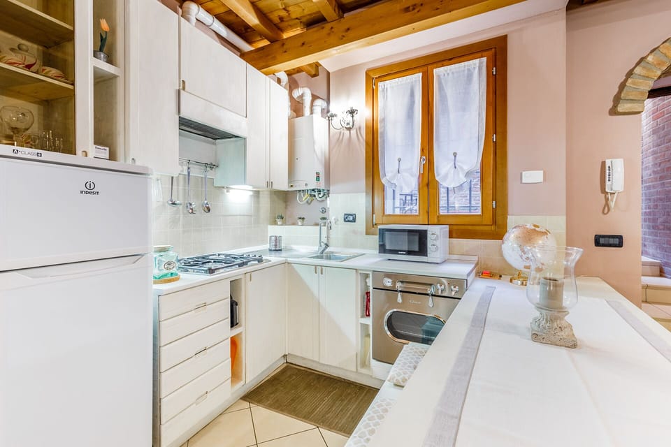 Cucina completa di tutto