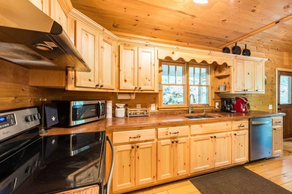 Updated Kitchen with Stainless appliances