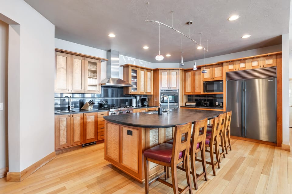 9 Kitchen