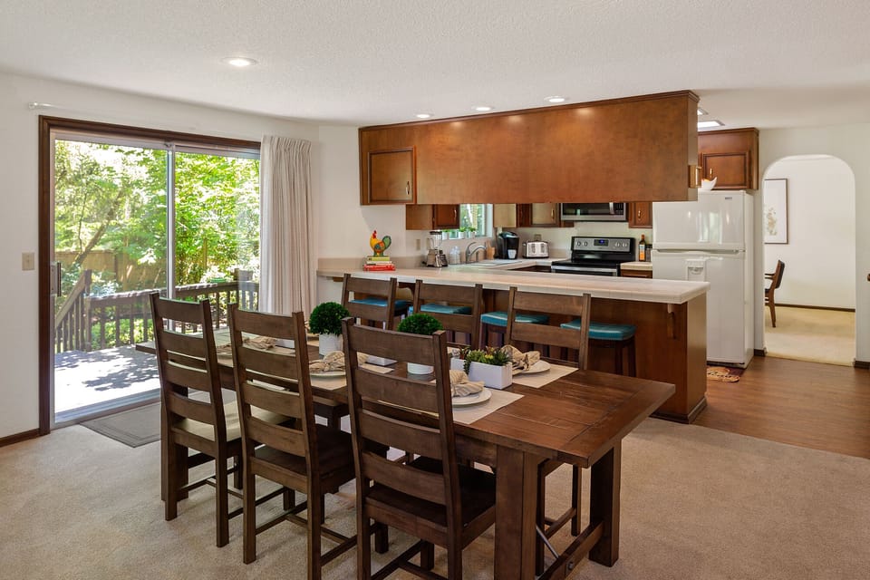 additional dining room seating for 6
