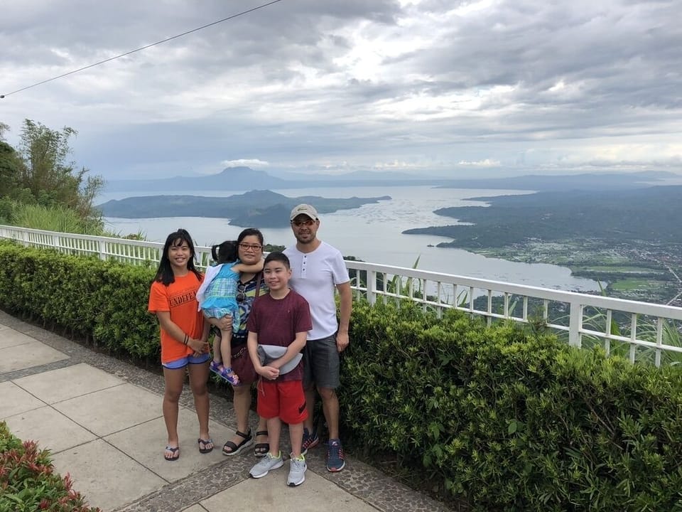 Sky Ranch - Taal Lake
