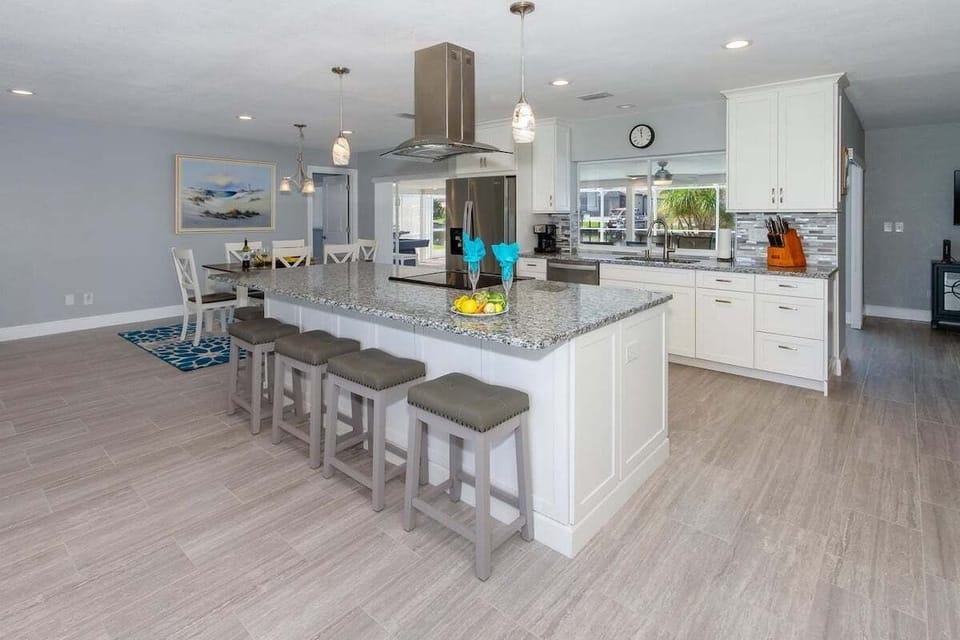 Open Kitchen with Center Island