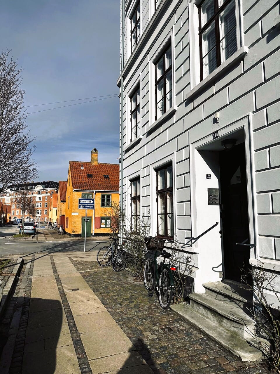 Building Exterior, Outdoor