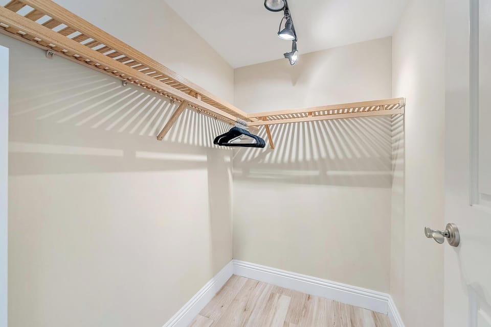 2nd bedroom walk-in closet