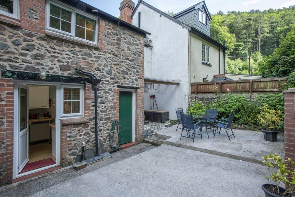 The courtyard at the back of the cottage