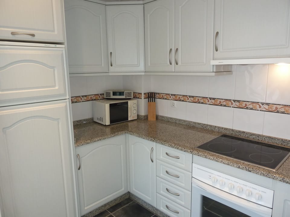 kitchen, microwave, bose sound system