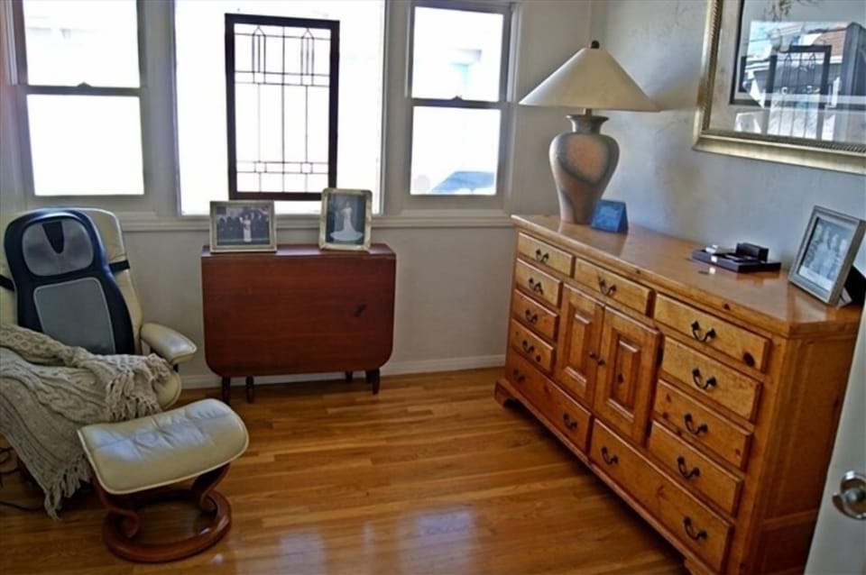 Separate sitting room attached to master bedroom