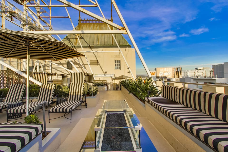 Amazing rooftop terrace with firepit