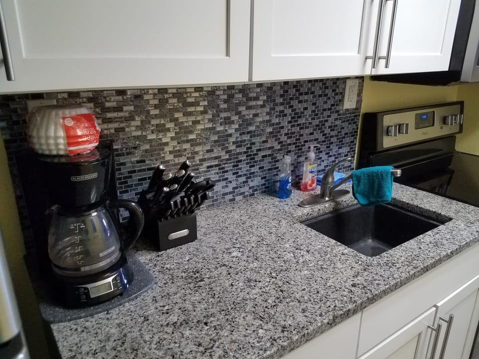 Kitchen sink coffee maker