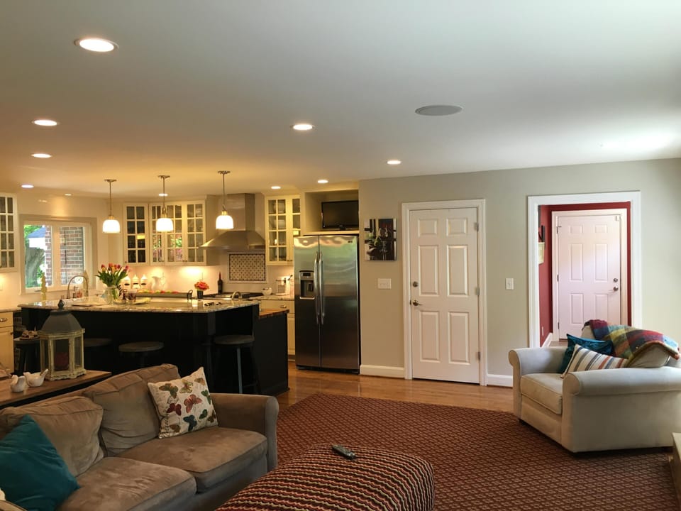 Living Room/Kitchen
