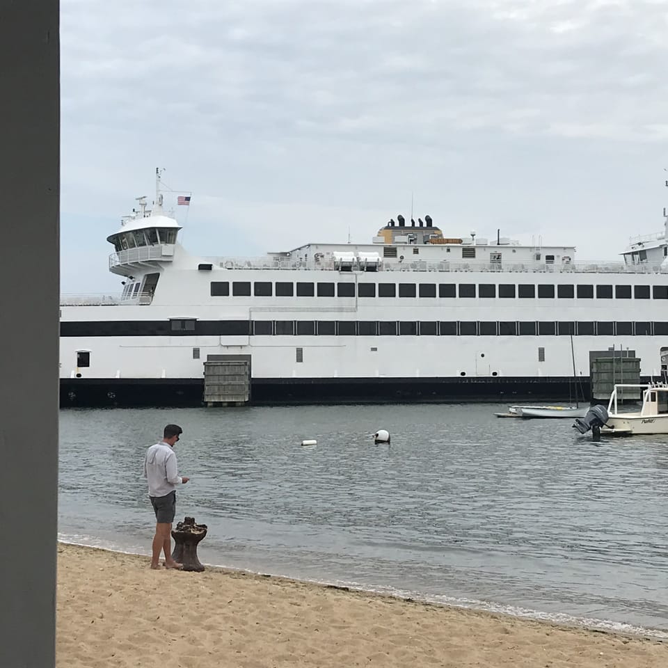 Woods Hole ferries to Martha's Vineyard 10 minute drive