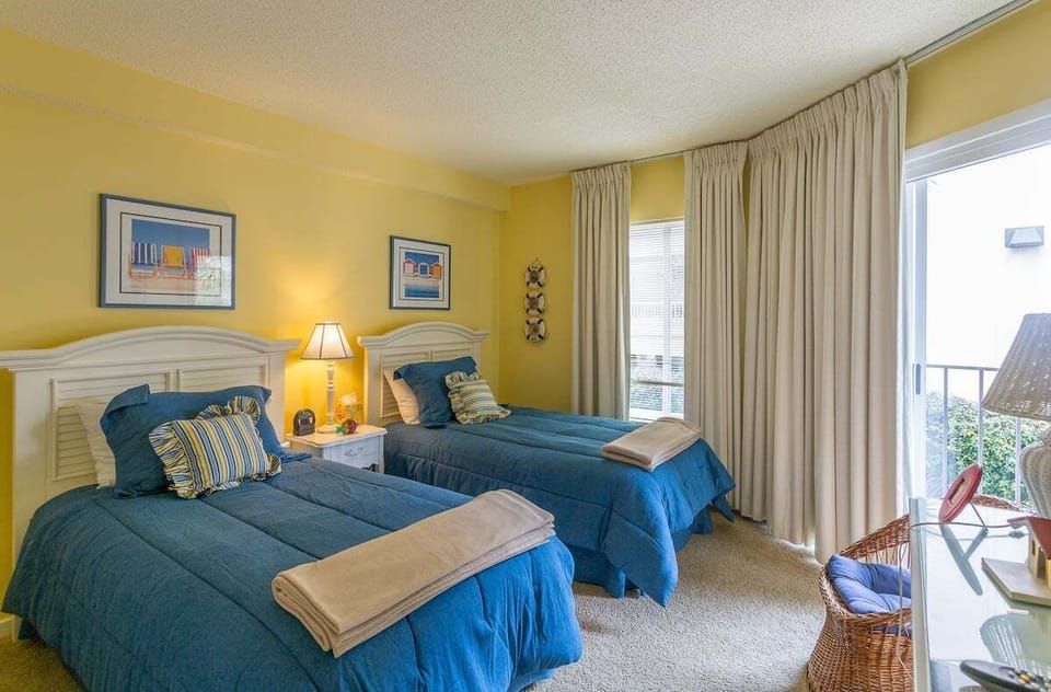 Beach Club 135 - Guest Bedroom