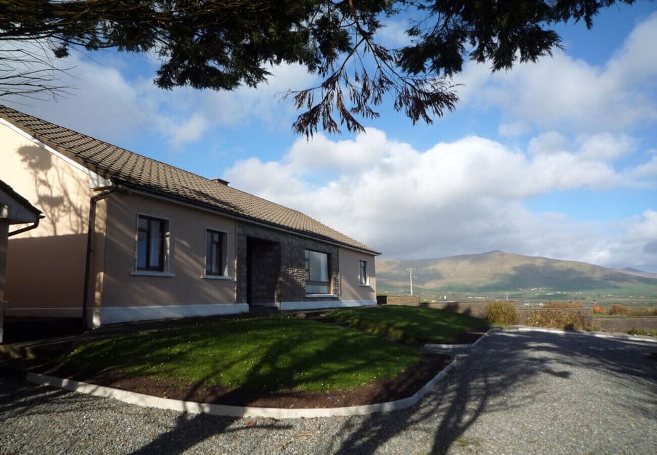 Dingle Bay View Holiday Home, Dingle, Kerry, Ireland