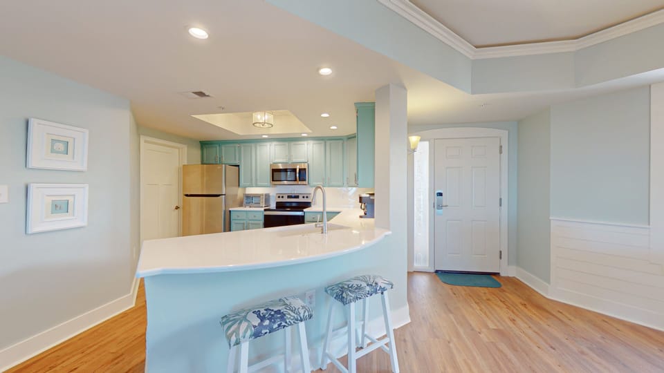 Kitchen with Countertop Seating