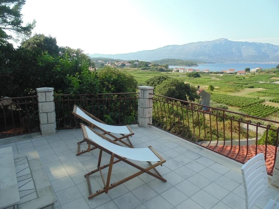 Terrace 1