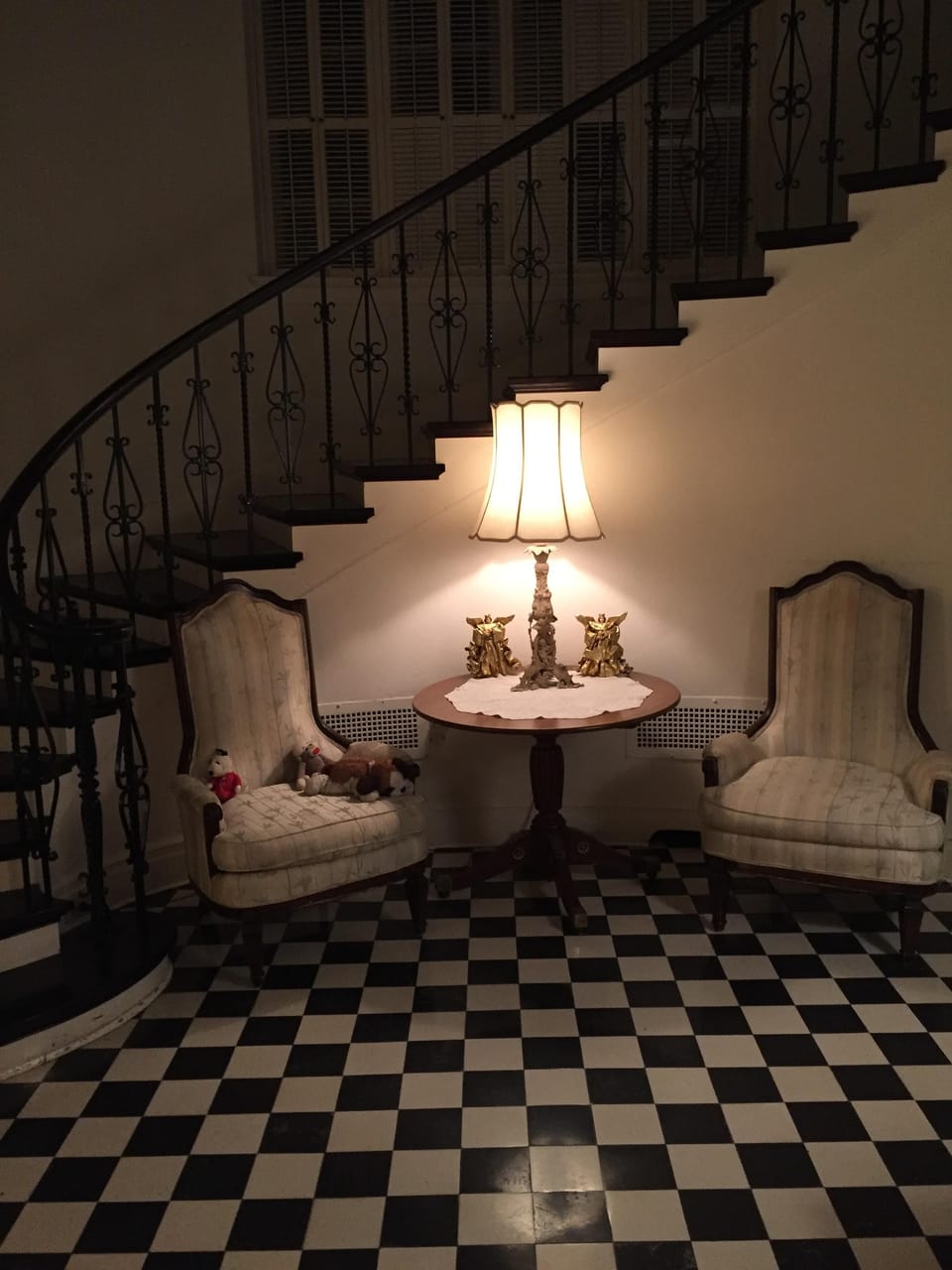 Seating throughout the house ! First floor seats 52 as is room to room!