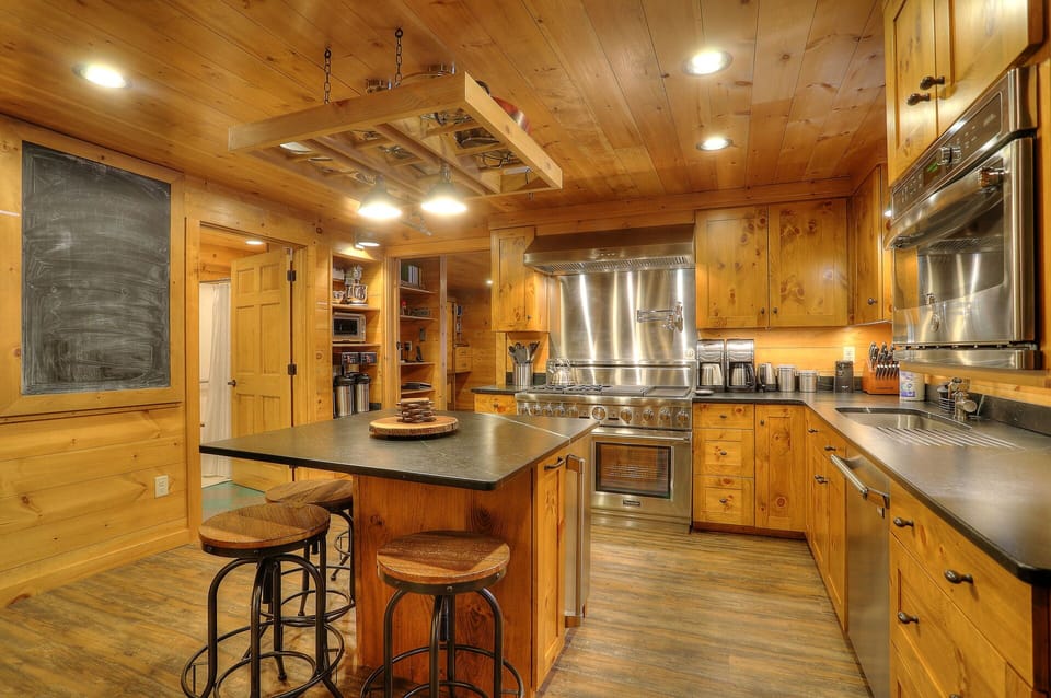 Commercial Kitchen