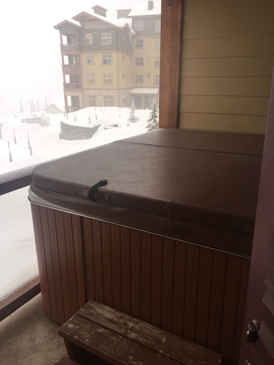 Hot tub