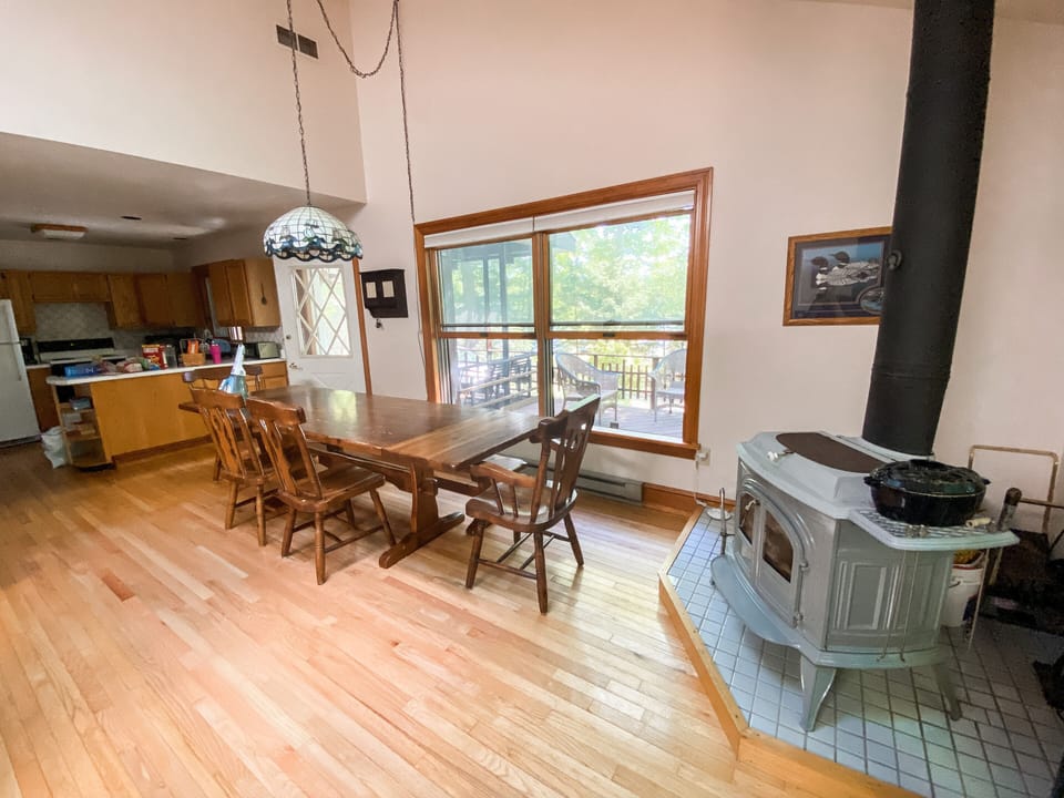Dining room table