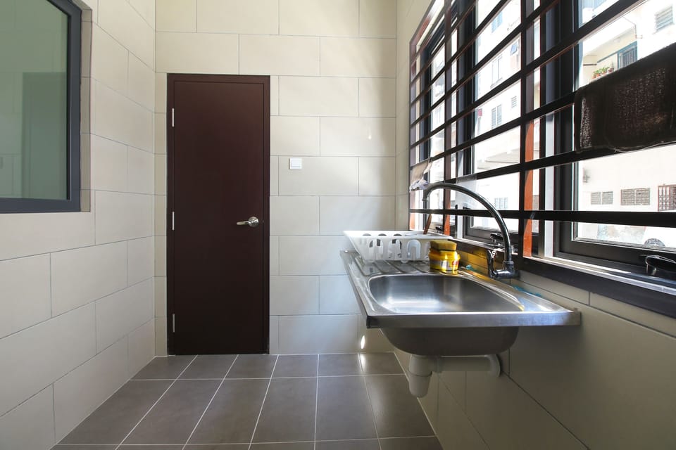 Wet Kitchen