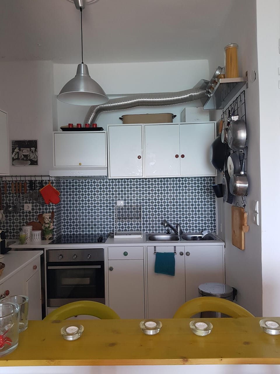 Full equipped kitchen