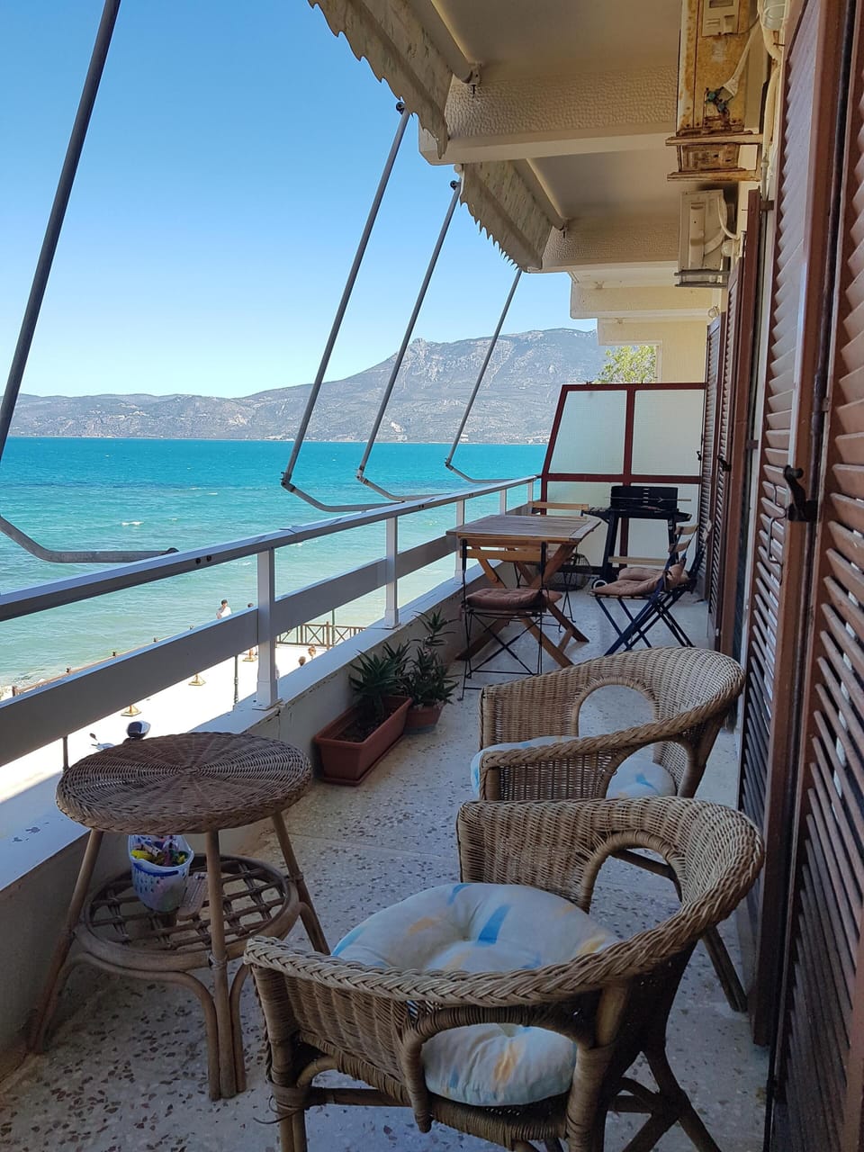 10m balcony with sea vieaw