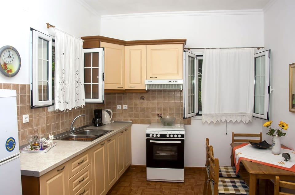 Fully equipped kitchen. Offers everything you need for the holiday