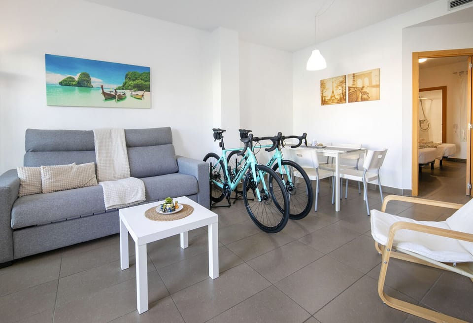 Double bedroom in Borumbot apartment in the centre of Calpe