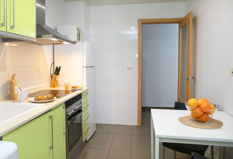 Kitchen in Borumbot apartment in the centre of Calpe