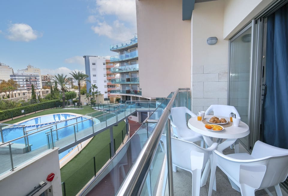 Terrace of the Borumbot apartment in the centre of Calpe