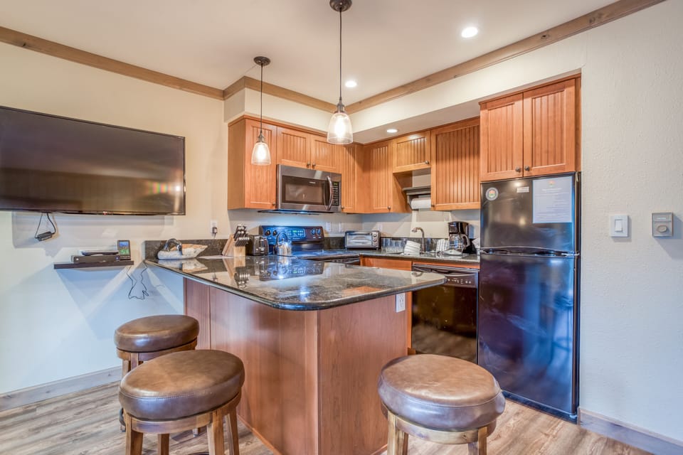 Dining Area with High Chairs