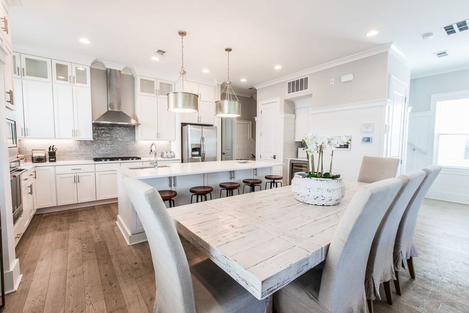 Open dining room and kitchen (second floor)