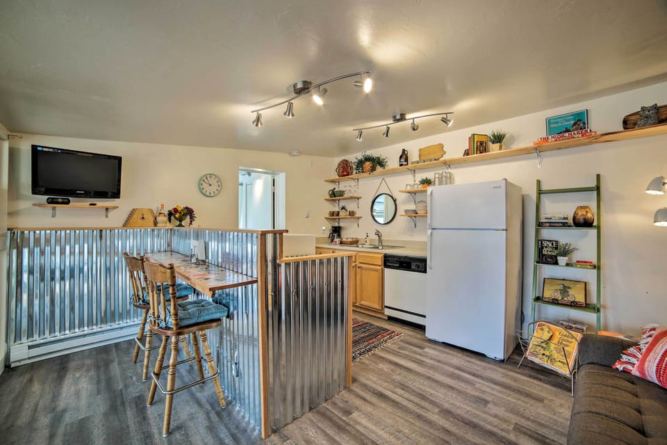 Kitchen | Coffee Maker | Toaster