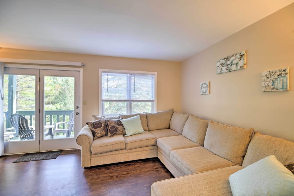 Living Room | Smart TV | Balcony Access | Window A/C Units | Gas Fireplace